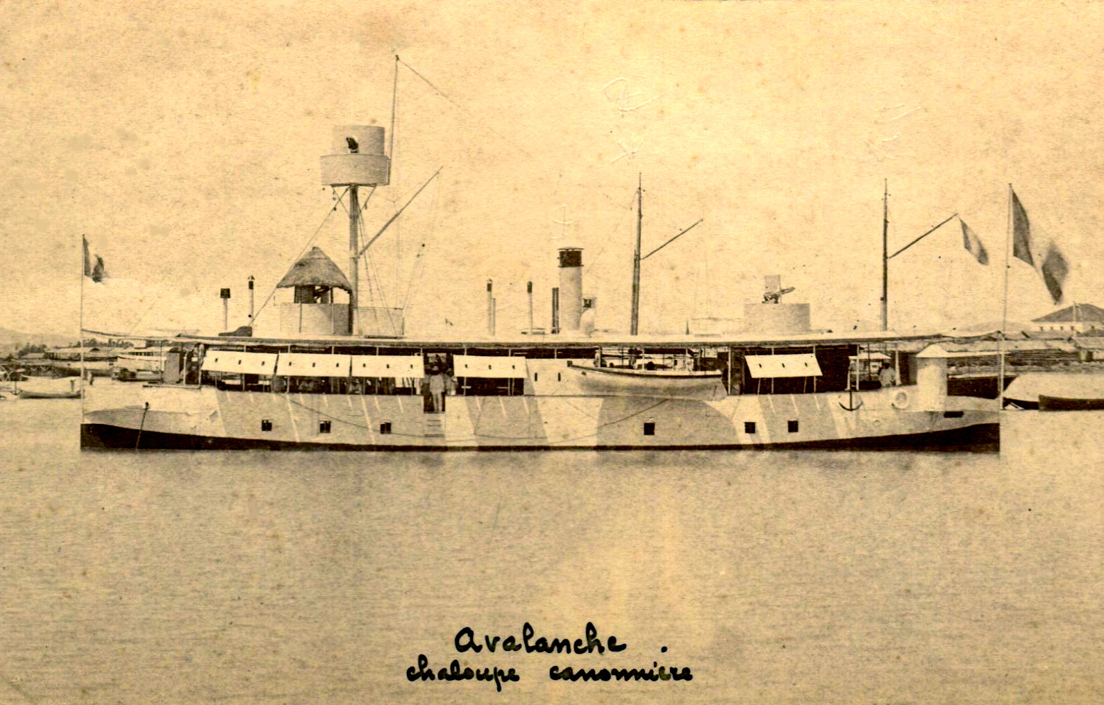 AVALANCHE – Canonnière fluviale – I – .jpg
