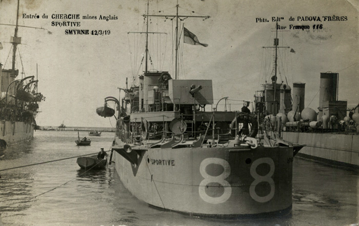 1919 3 12 SPORTIVE destroyer classe S à Smyrne fire116.jpg