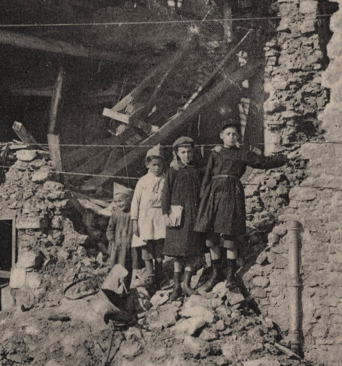 ww1 Trigny pc. kids.jpg