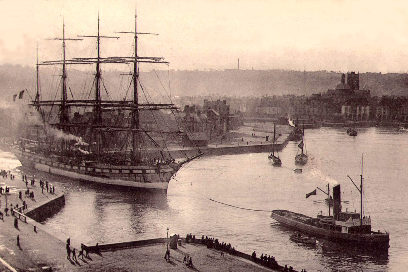 CHAMPIGNY – Quatre-mâts barque – I – .jpg