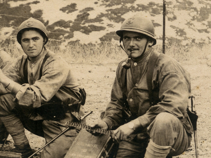 4° RIC en manoeuvre à Carpiagne, les mitrailleurs3.jpg