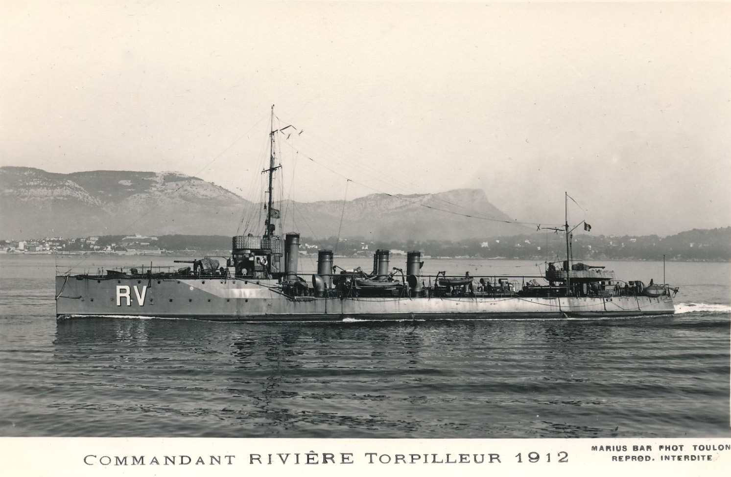 COMMANDANT-RIVIÈRE – Torpilleur d’escadre – III – .jpeg