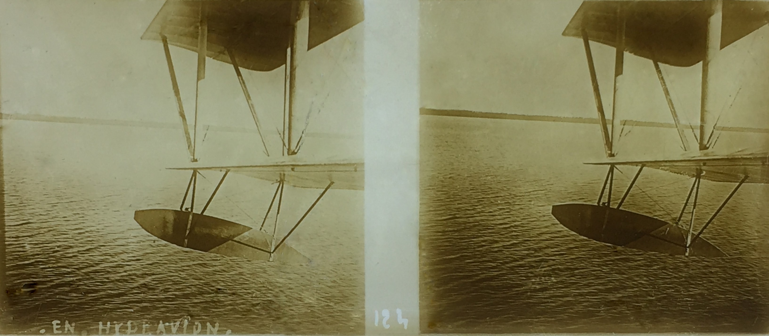 ww1 flote plane turned.JPG