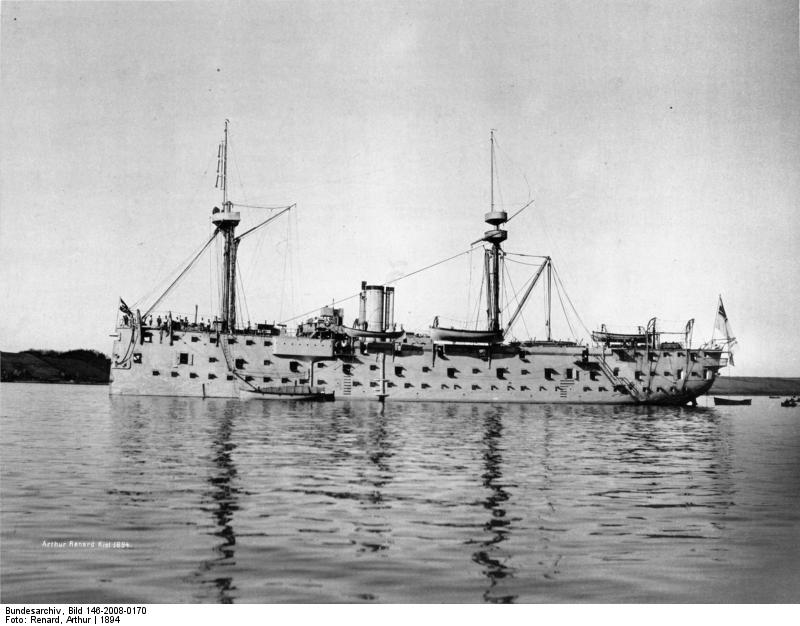 Bundesarchiv_Bild_146-2008-0170,_Artillerieschulschiff__SMS_Mars_.jpg