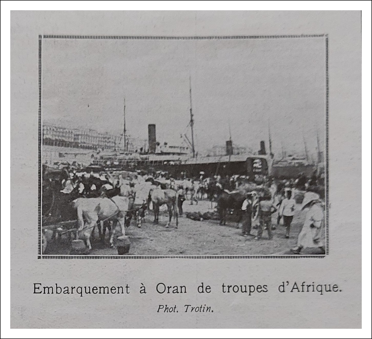 Embarquement Troupes Oran LI 1914-08-22 -.jpg