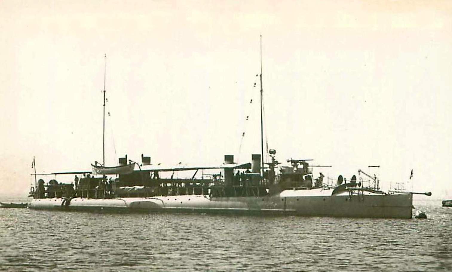 FRAMÉE – Aviso-torpilleur – II – .jpg