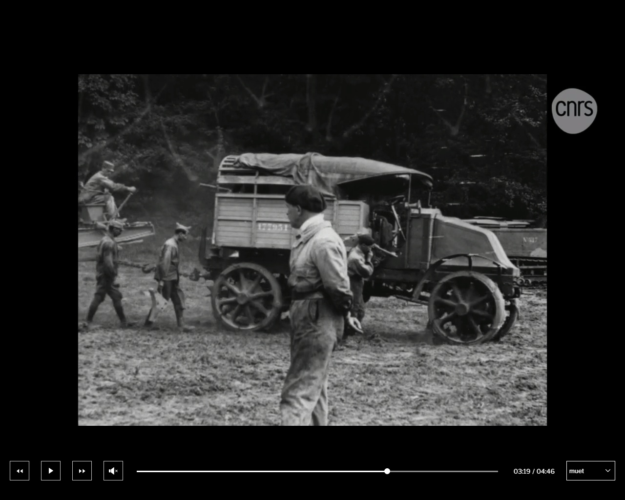 France_WW1_177931_Tracteur.jpg