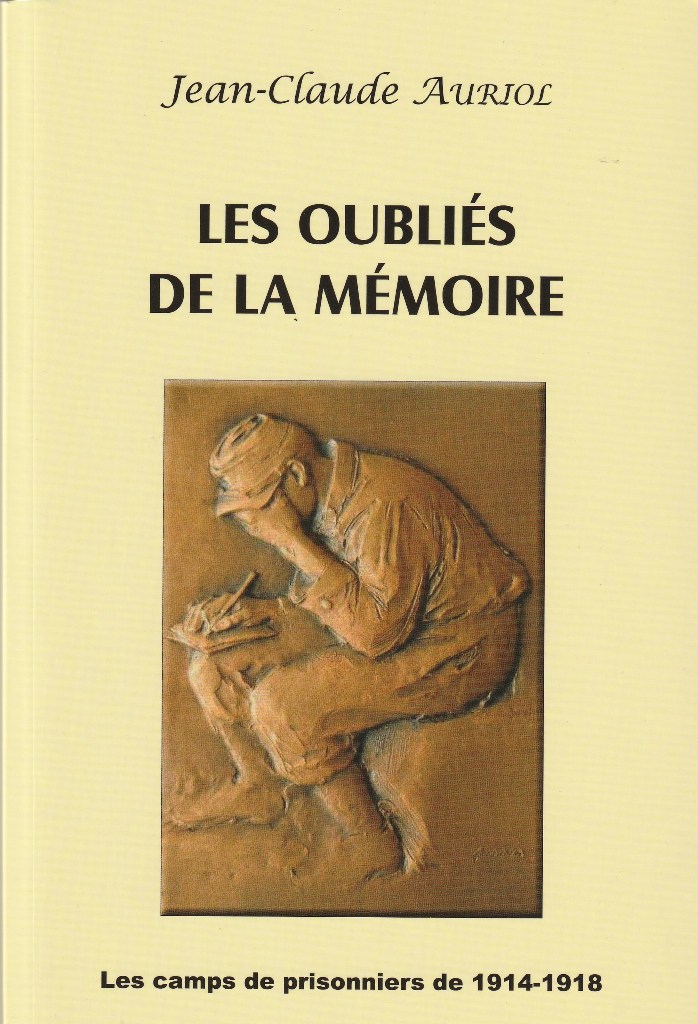 livre 8.jpg