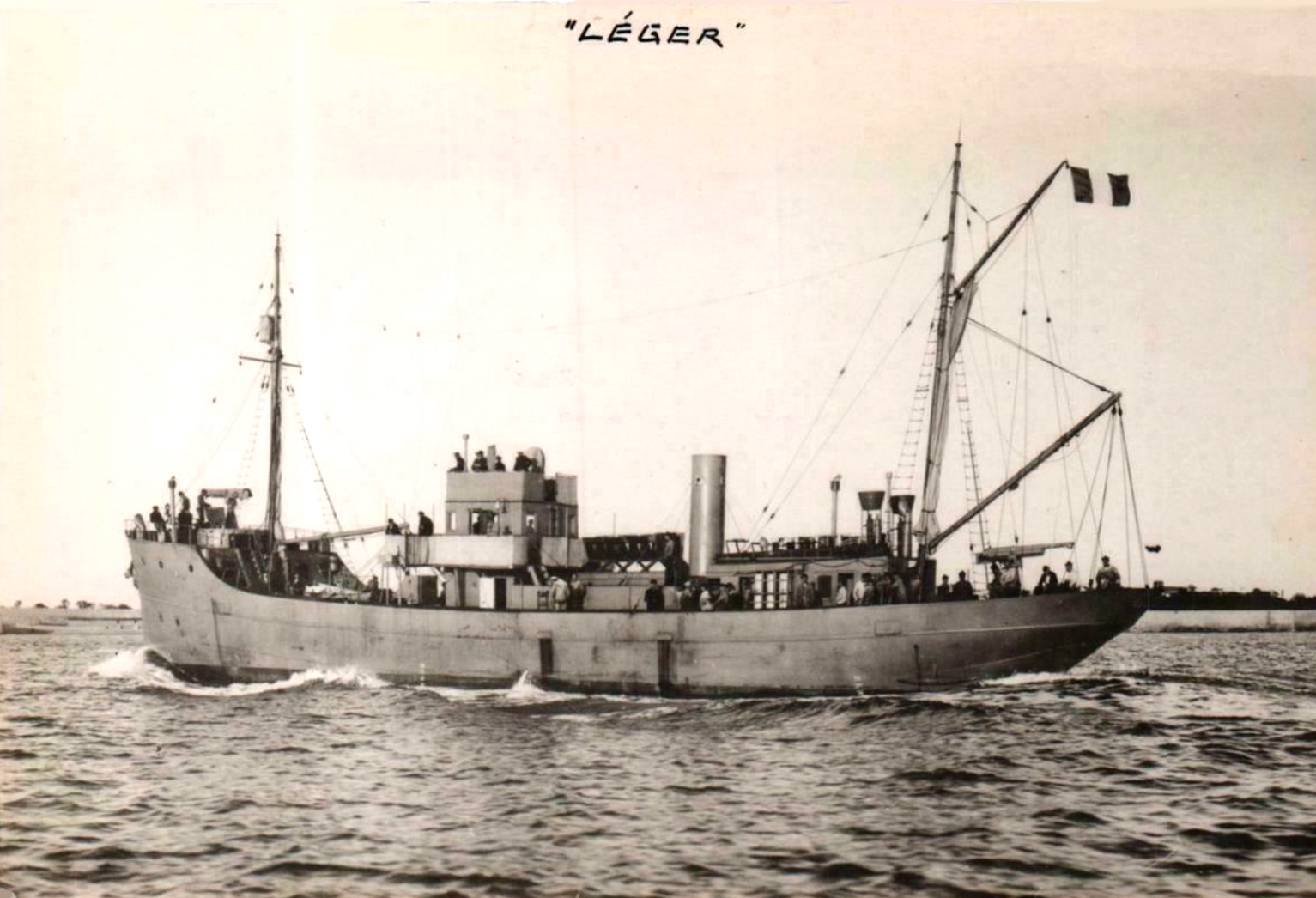 LÉGER – Patrouilleur à moteur – I – .jpg