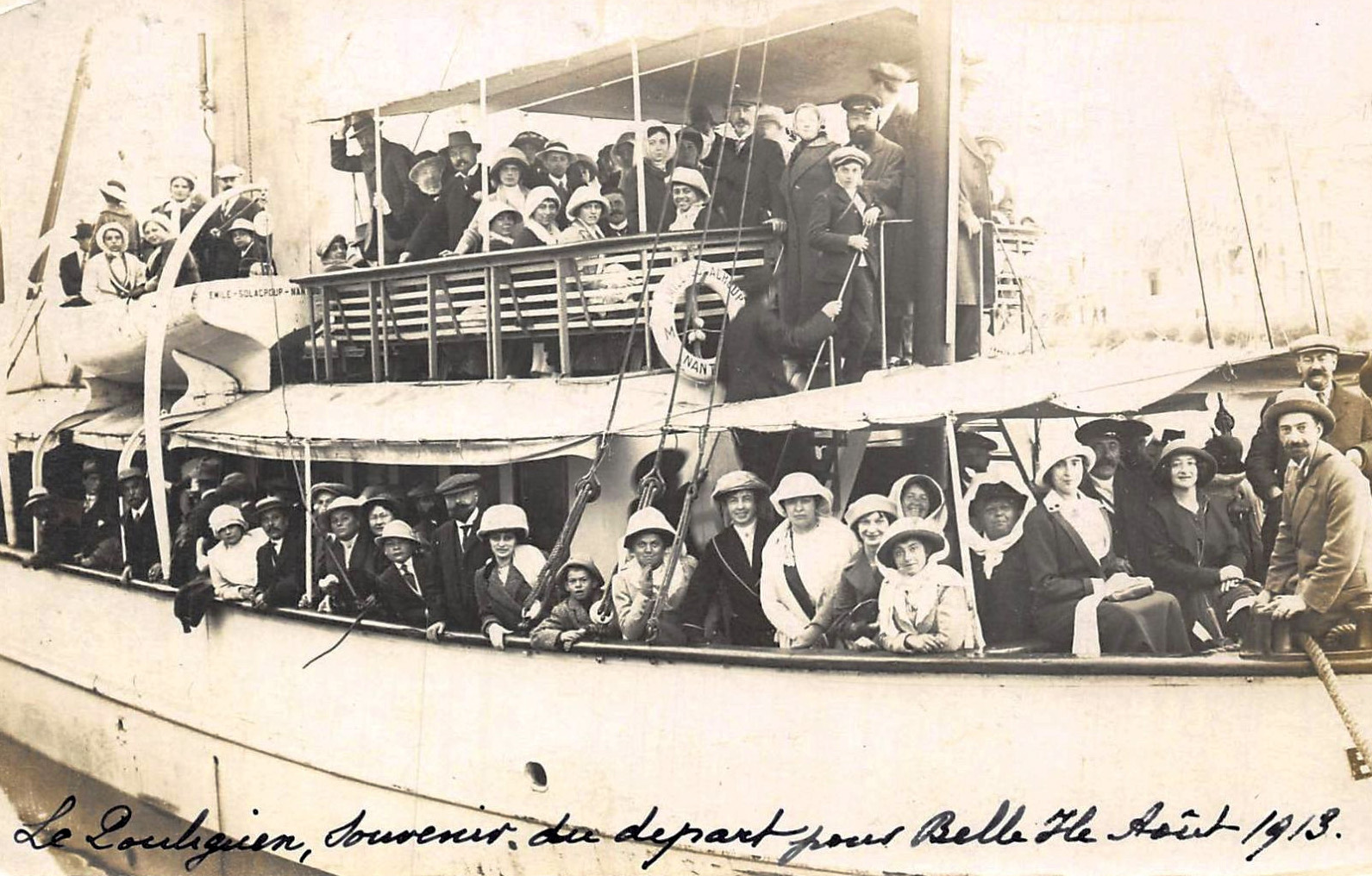 ÉMILE-SOLACROUP – Navire à passagers – X – .jpg