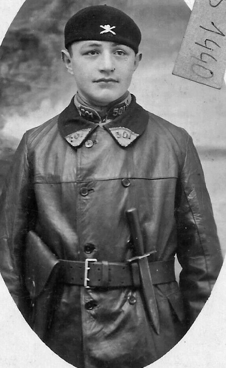 Un jeune tankiste français du 501e régiment d’artillerie d’assaut en 1918..jpg