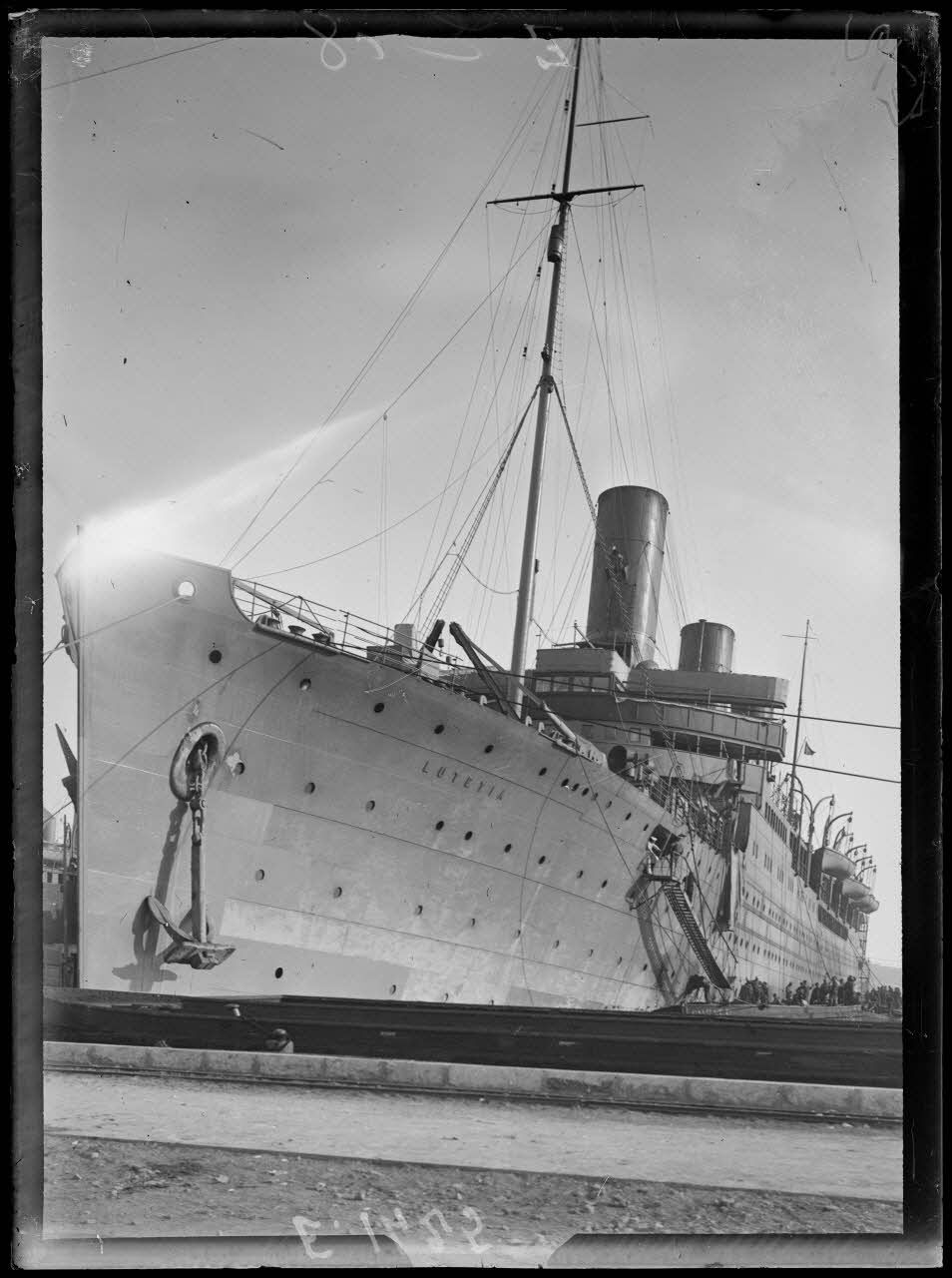 LUTETIA 1916 9 20 depart pour salonique 1555036_2_1.jpg