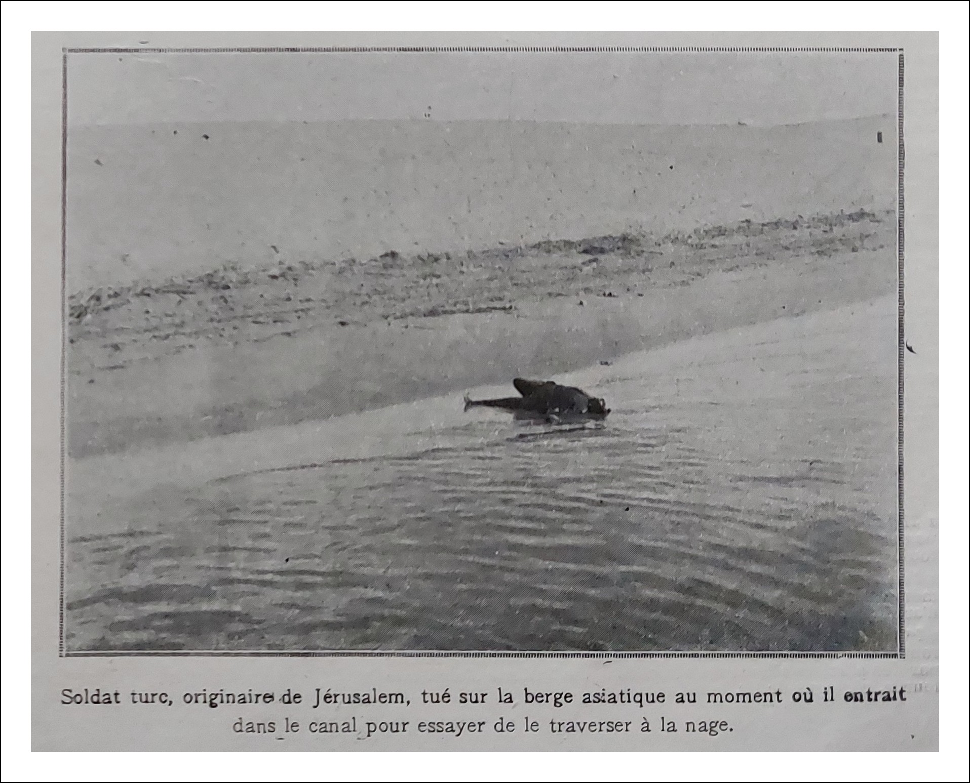 Canal de Suez LI 1915-02-27 F -.jpg