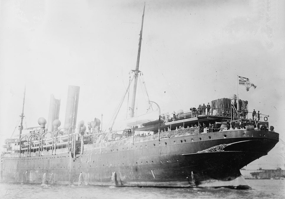 SS_Prinz_Eitel_Friedrich_liner_port_aft.jpg