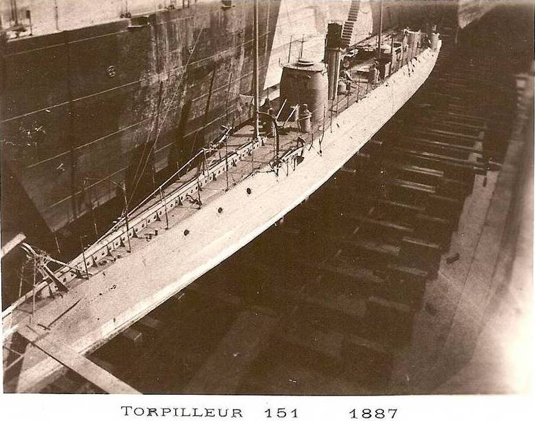 T151 972_001.jpg