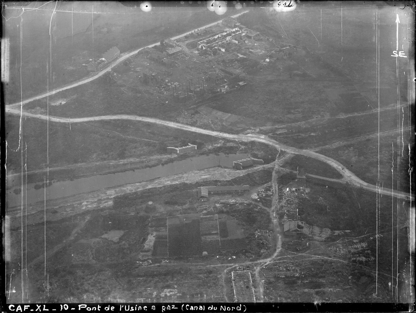 PontLEvequeUsineAGazIGNF_PVA_1-0__1919__CCF00R-405_1919_CAF_R-40_0010.jpg
