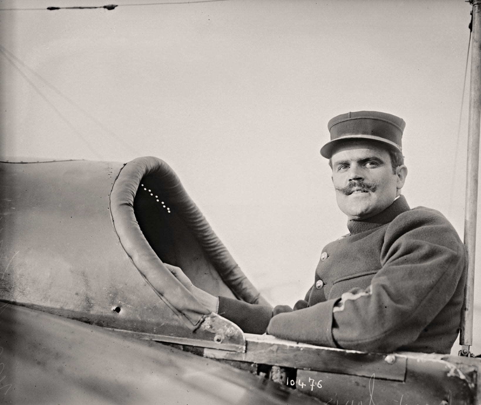 ROL 10476 Sgt Henri LOUIS @0300dpi.jpg