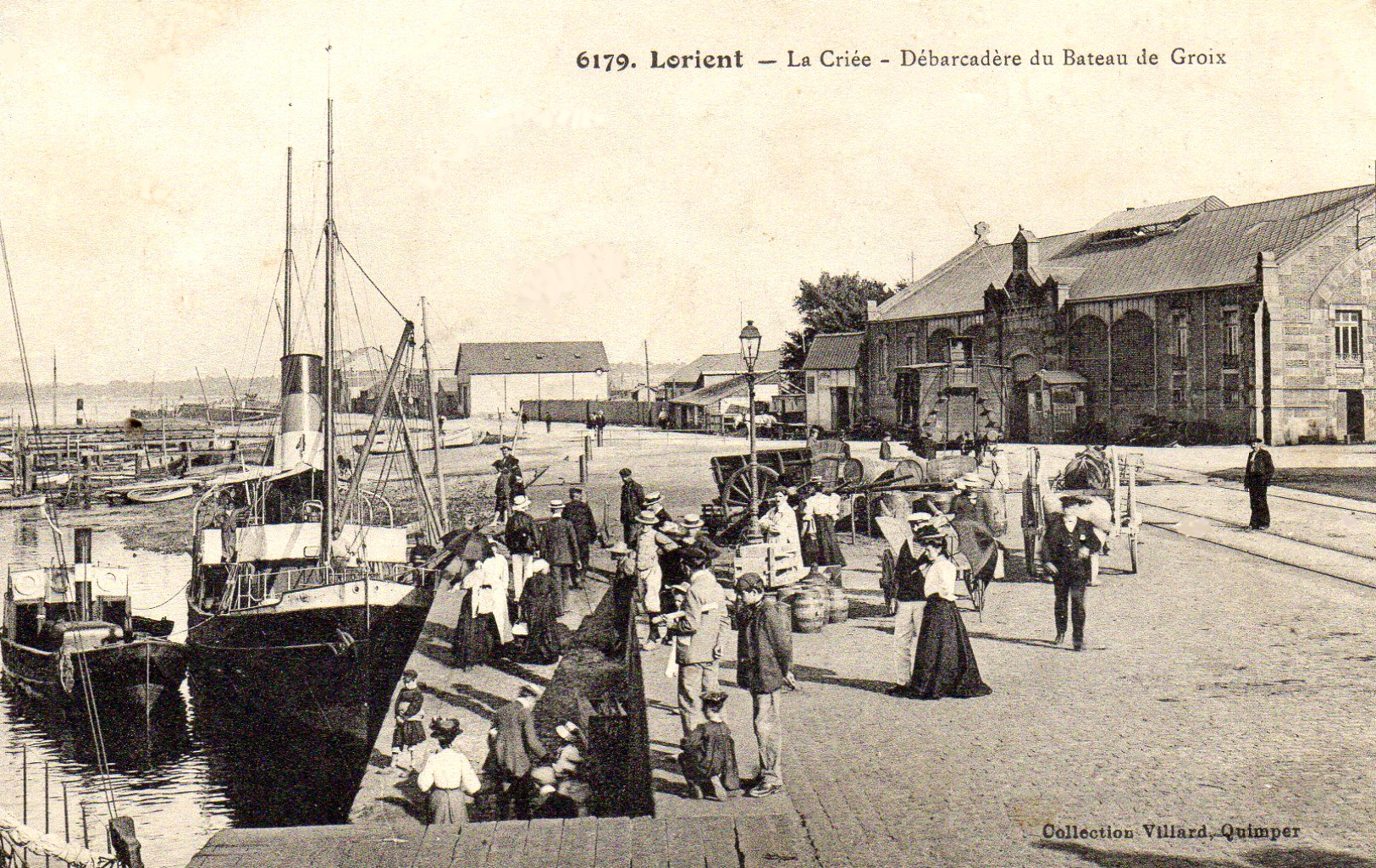 PORT-TUDY – Navire à passagers – I – .jpg