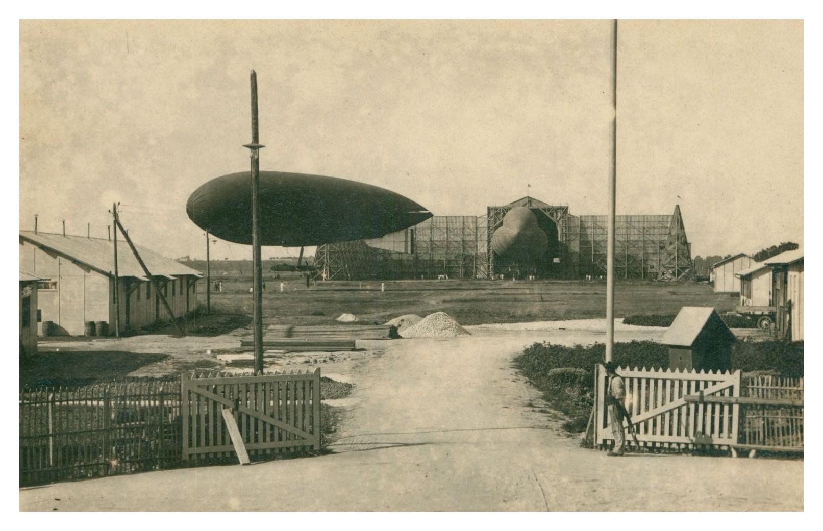 Rochefort Centre d'Aérostation maritime.jpg
