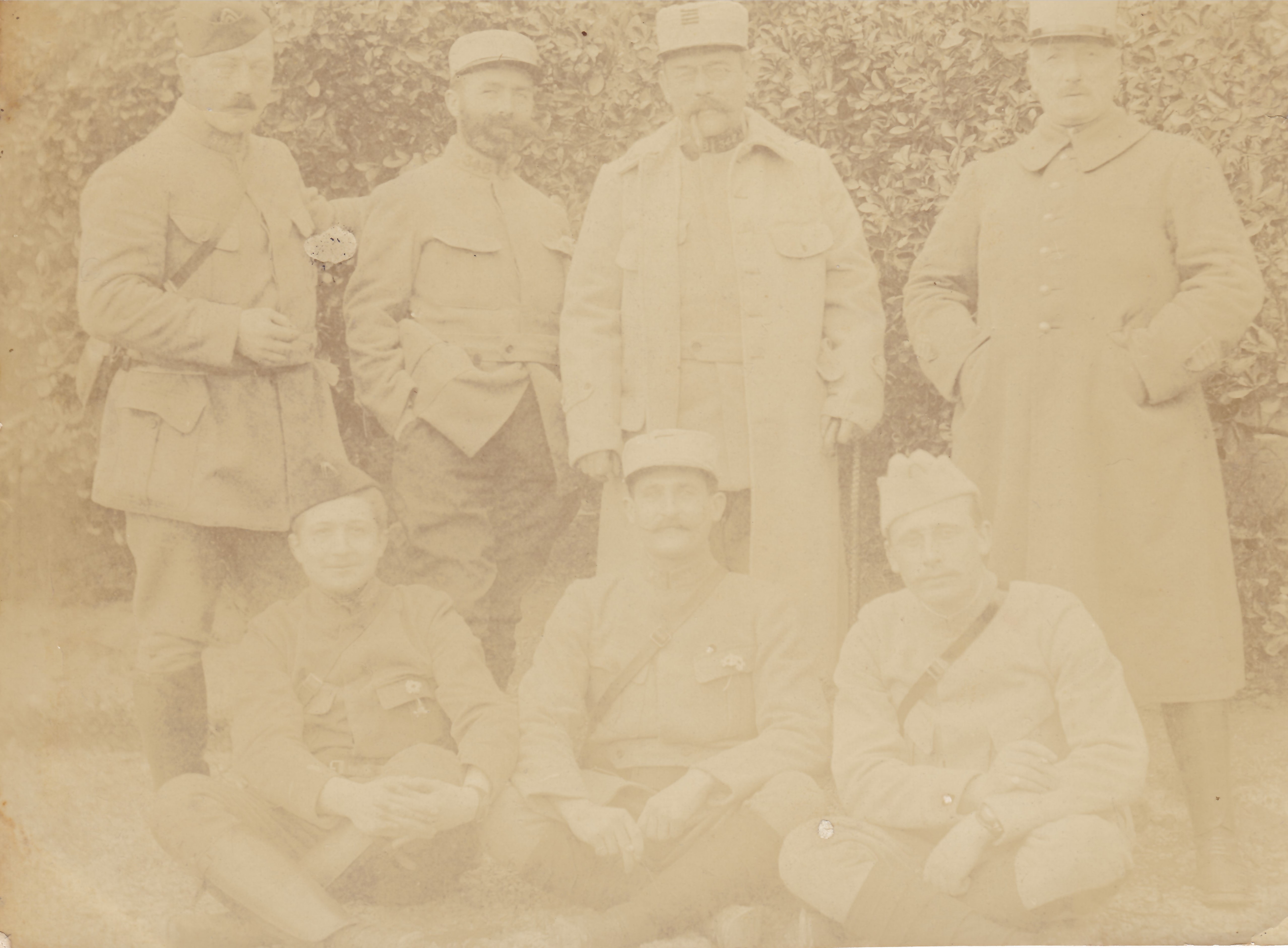 Groupe d'officiers 348 RI nommés.jpg