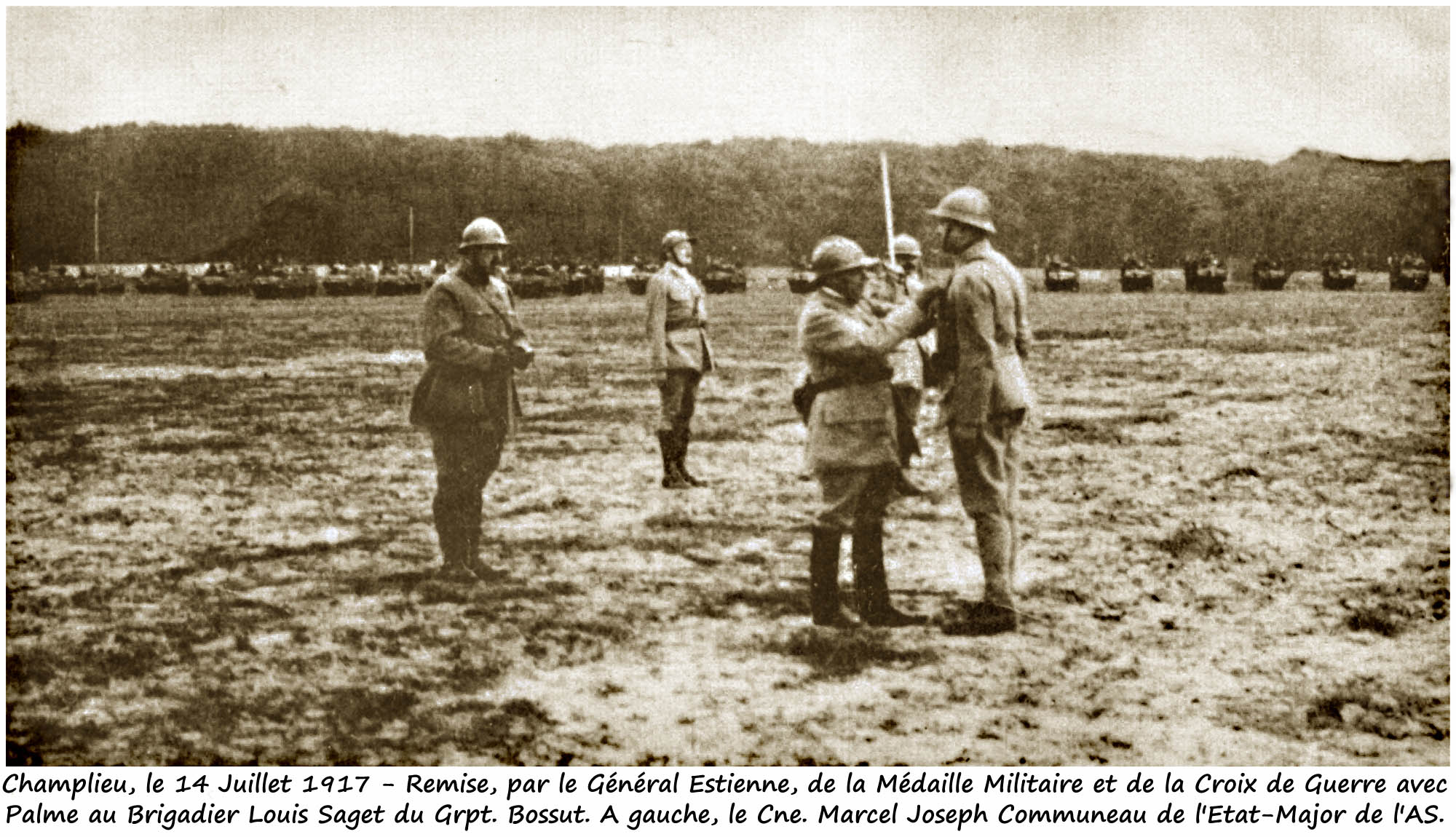 001 - 170714 - Remise décorations au Brg Louis Saget (01a1).jpg