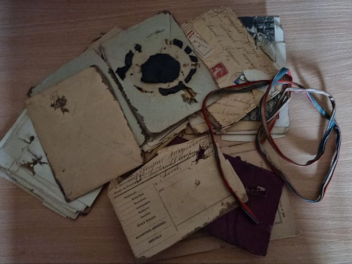 1914 10 le 19 AUBURTIN Georges documents portés sur lui.jpg