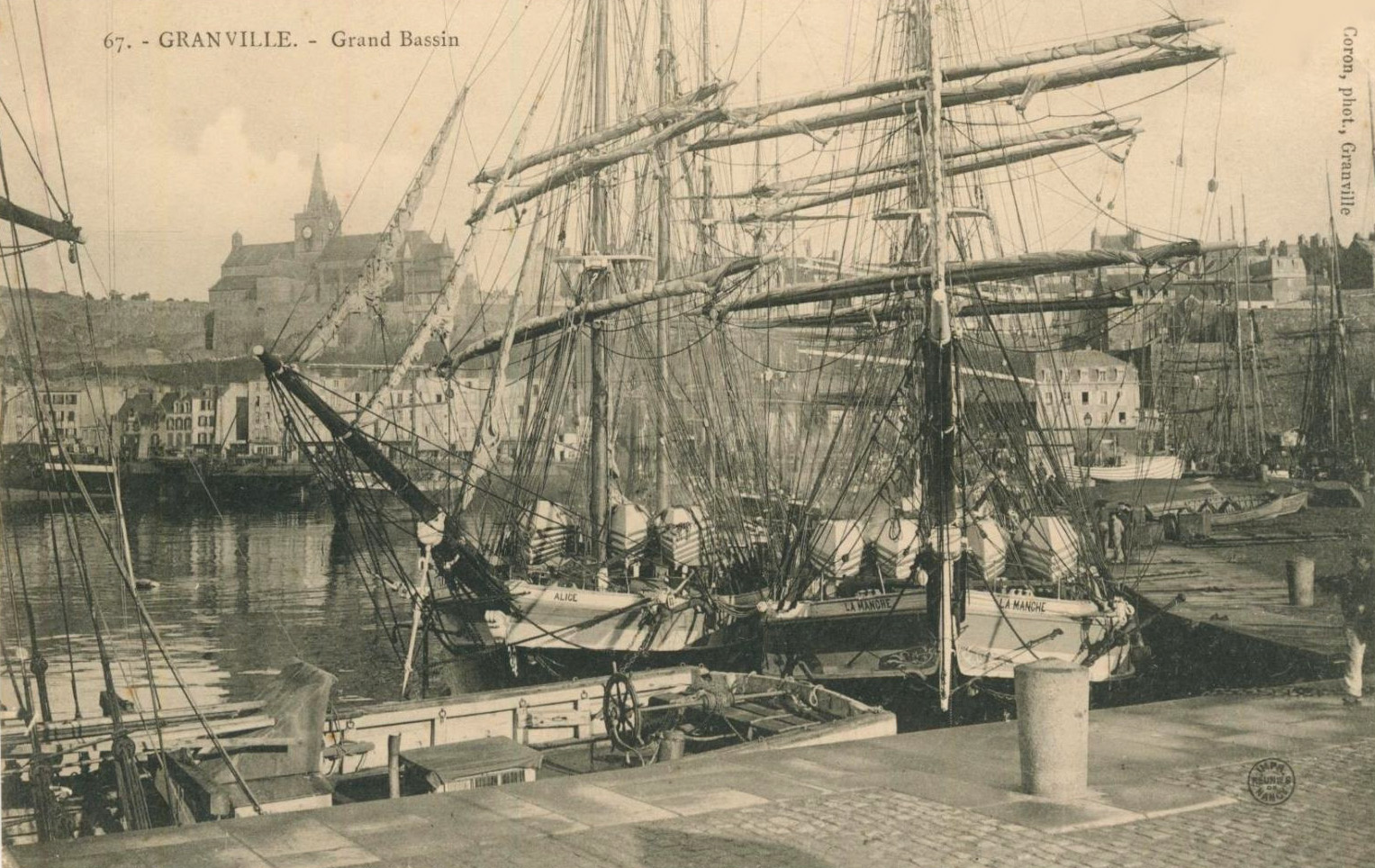 LA MANCHE – Trois-mâts goélette terre-neuvier – I – .jpg