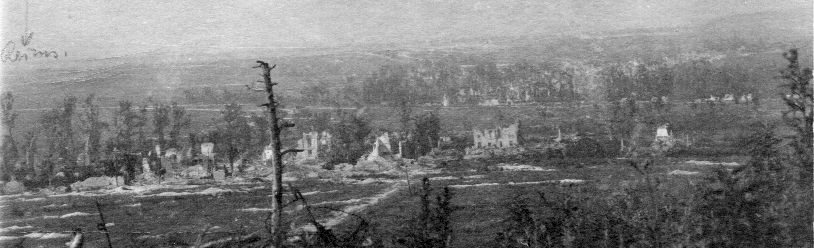 ww1 Cauroy town small photo .jpg