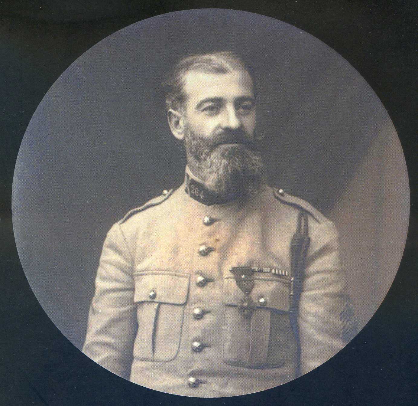 Léon Cabaret.jpg