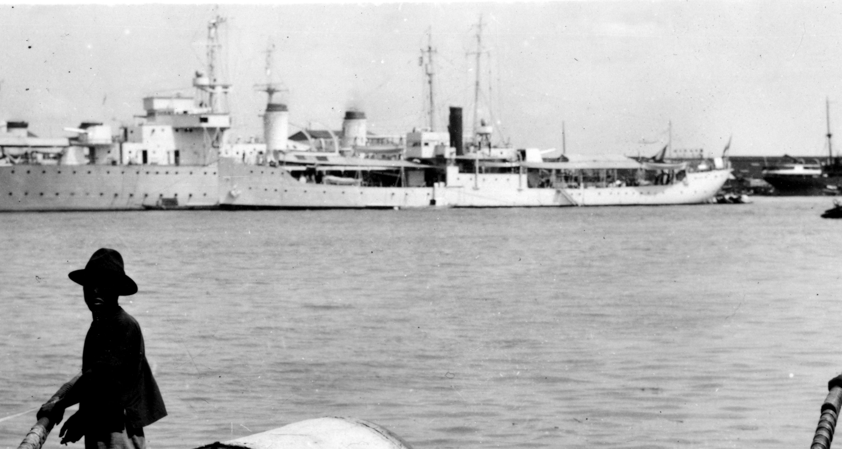 TAHURE 1937 ,AMIRAL CHARNER,LAMOTTE PICQUET à shangai.jpg
