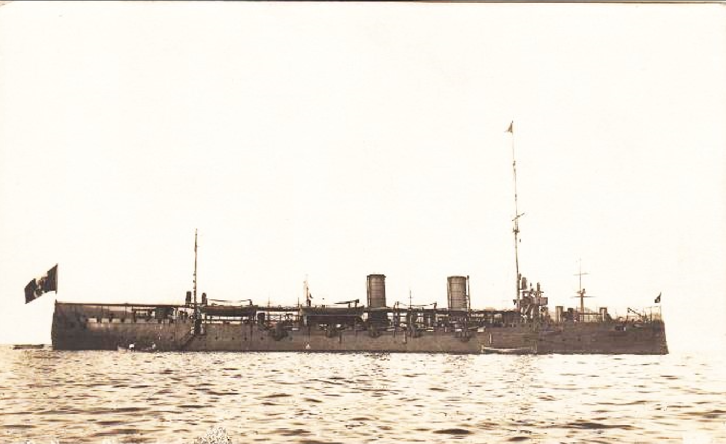 PIEMONTE croiseur protégé Capture d’écran 2023-07-03 210244.png