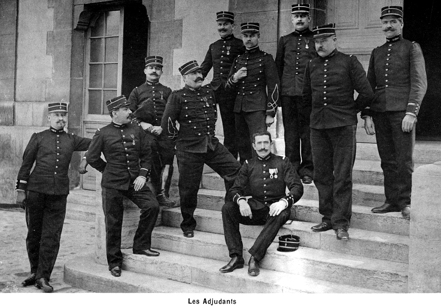 1909 Adjudants.jpg