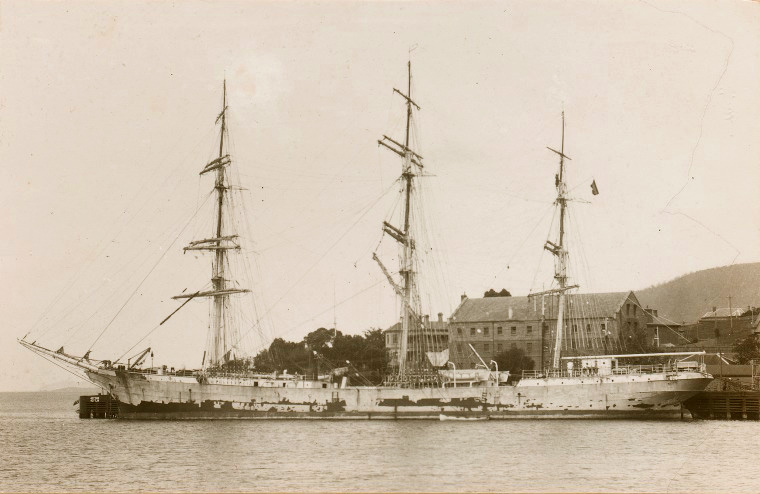 DUQUESNE – Trois-mâts carré – A – .jpg