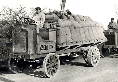 WW1_Berliet L m. sous siege 1907_reference_lautomobile ancienne.jpg