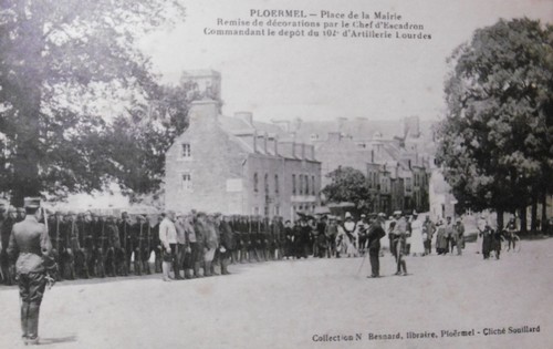 102 RAL Ploërmel remise de décorations Photo.jpg