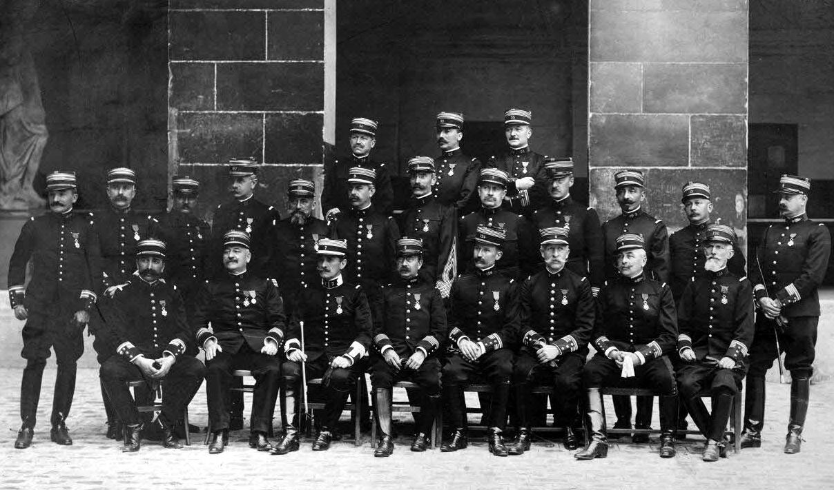 1911 Centre des hautes études militaires.jpg