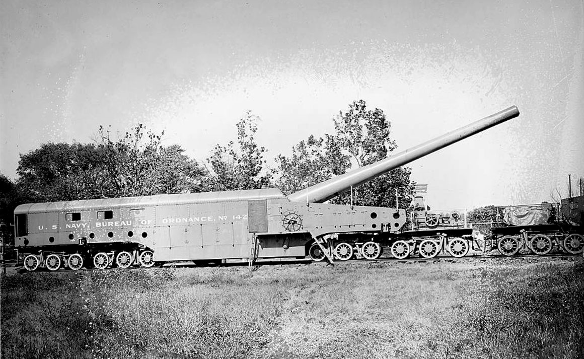 Railway naval gun - .jpg