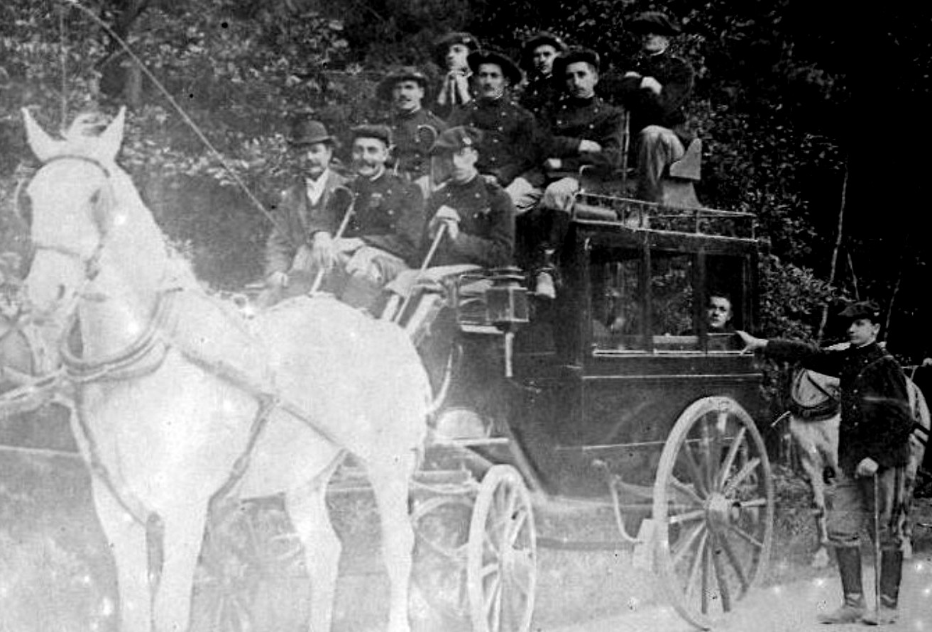 1900 Excursion 2.jpg