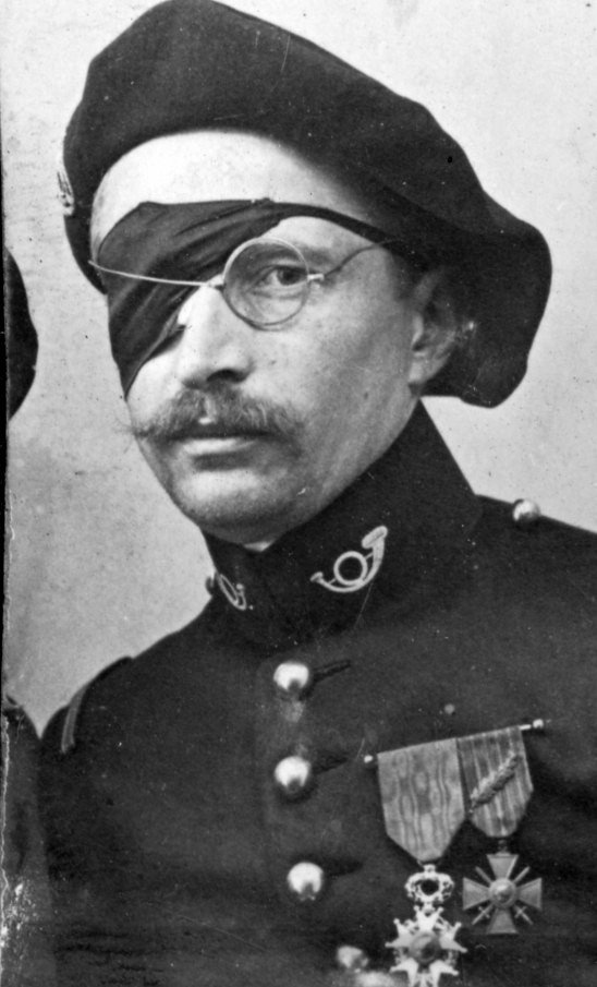 1916 Sous-lieutenant 2.jpg