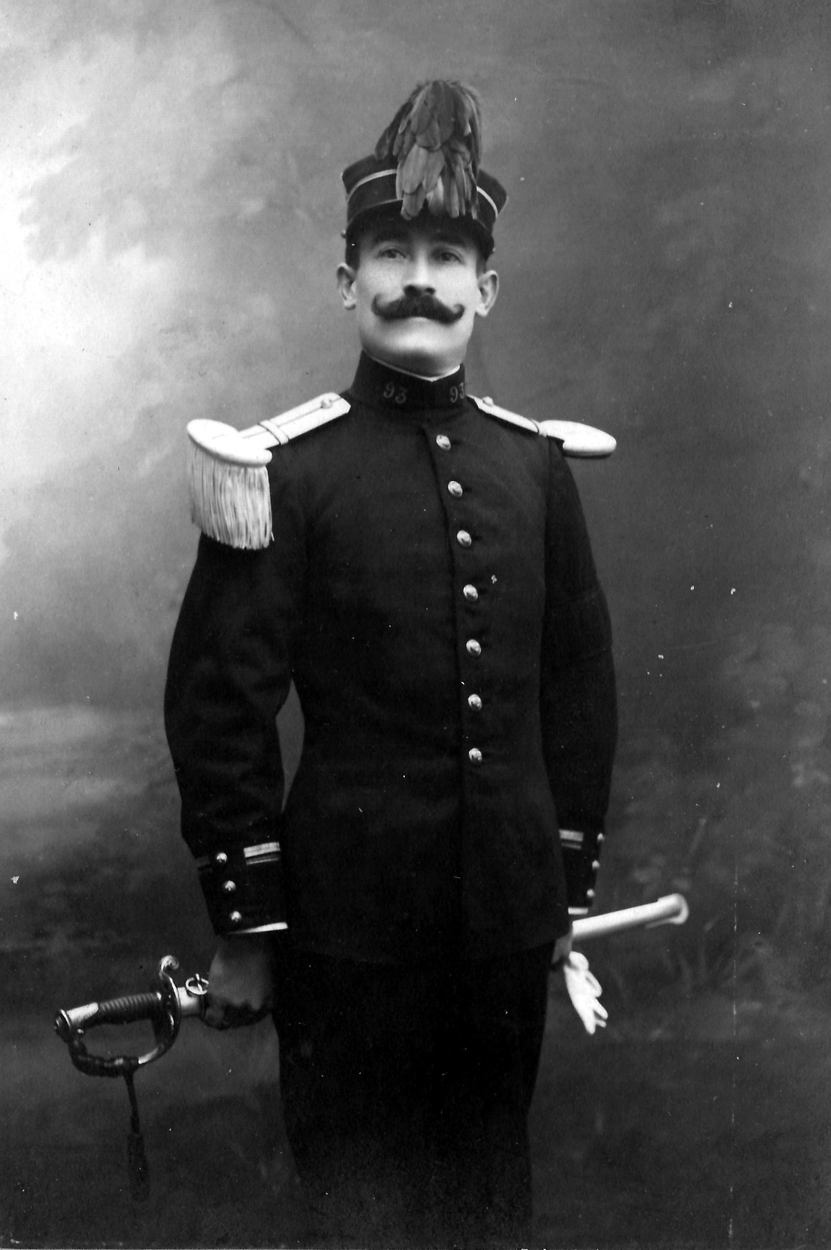 1911 Adjudant 93e RI.jpg