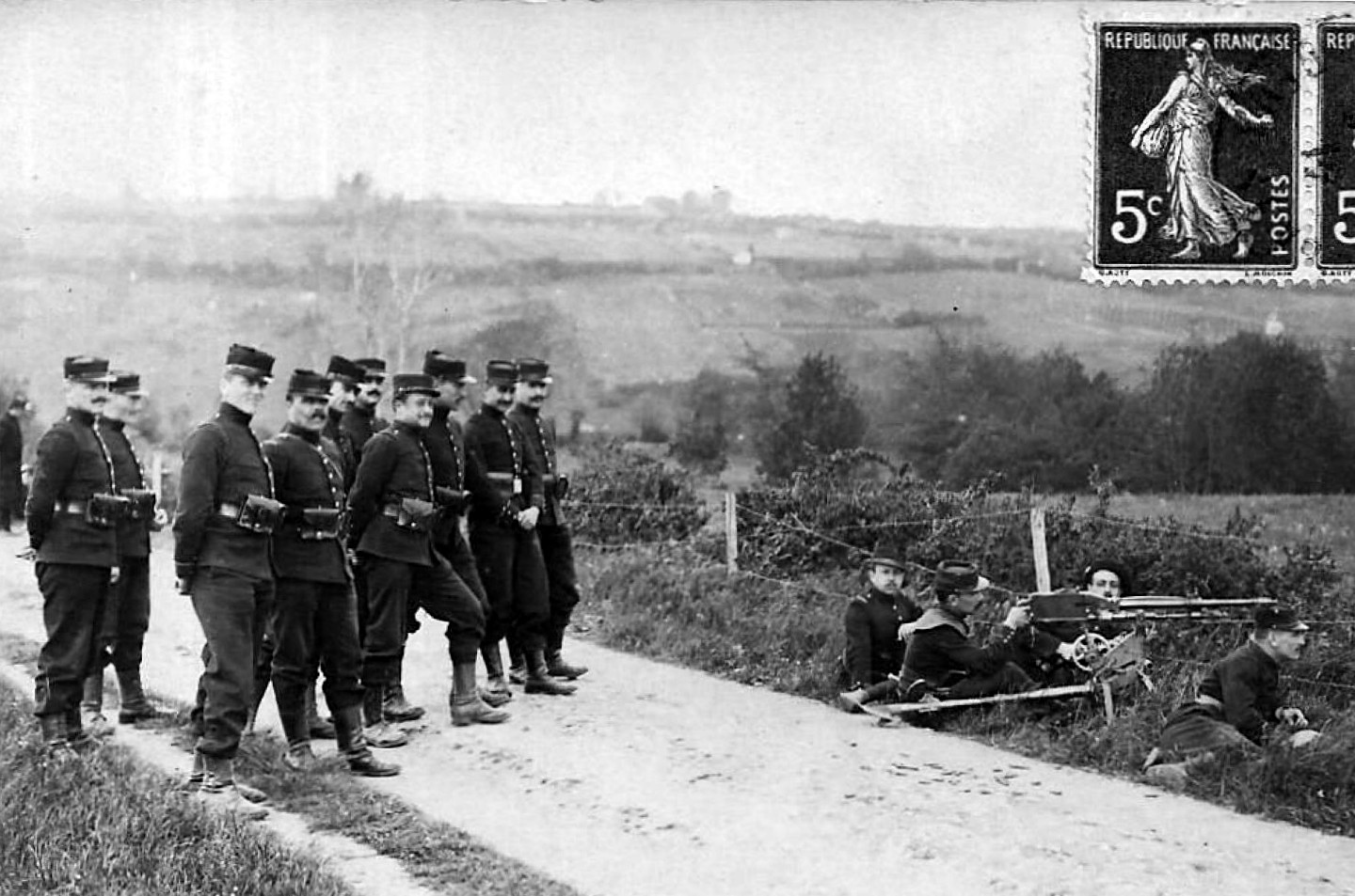 1912 Mitrailleuse 2.jpg