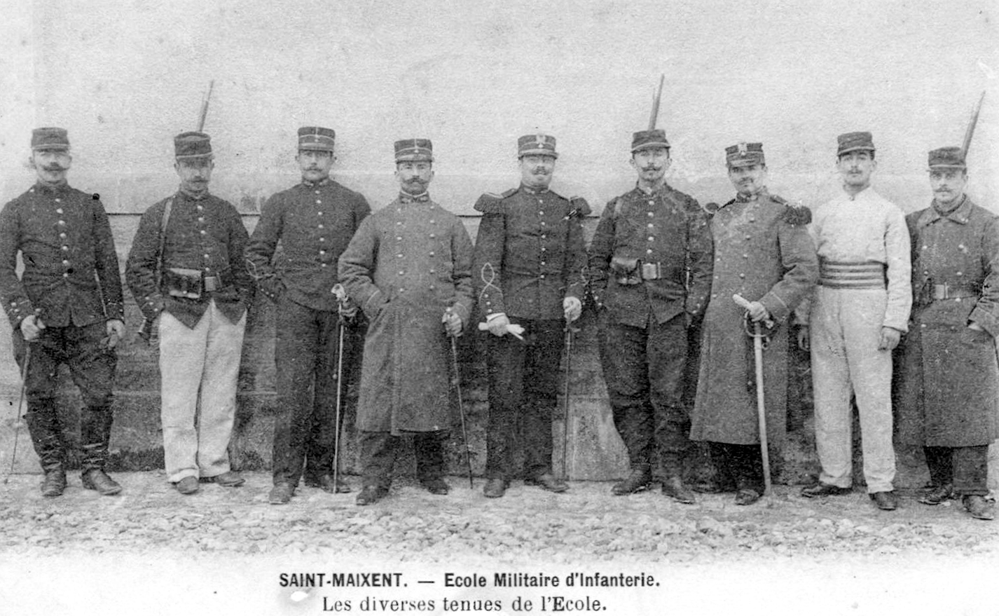 Diverses tenues.jpg
