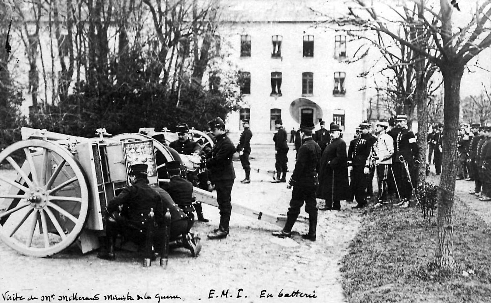 1913 Visite Ministre de la Guerre.jpg