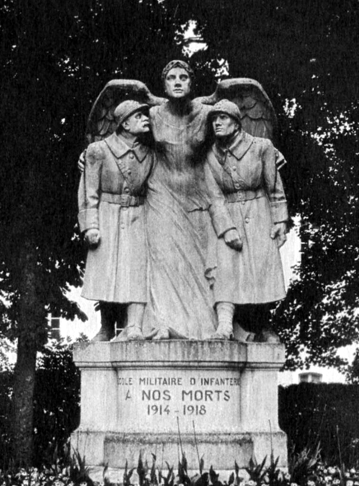 Monument 14-18.jpg
