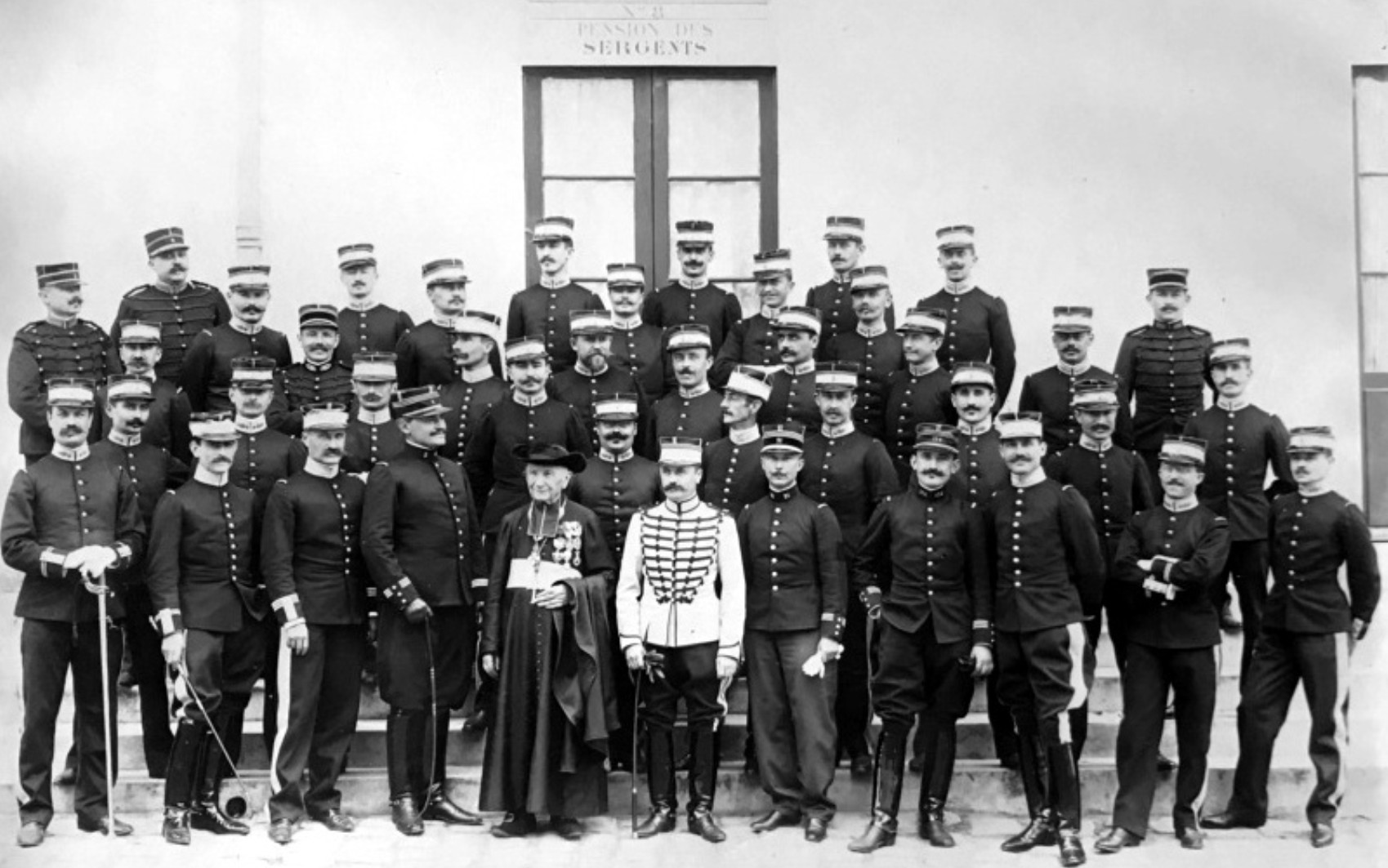 1893-1905 Cadre 1.jpg