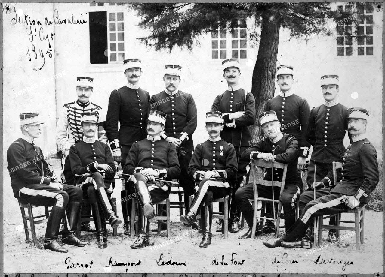 1895 Cadre Section de Cavalerie 1.jpg