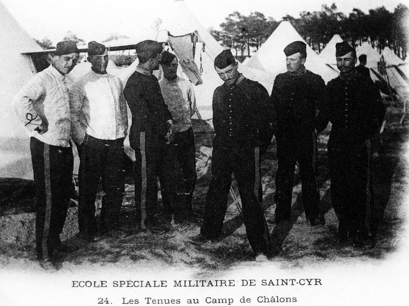 1900-1903 Camp de Châlons 1.jpg
