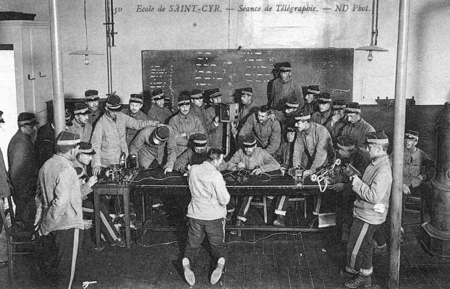 1913 Cours de Télégraphie.jpg
