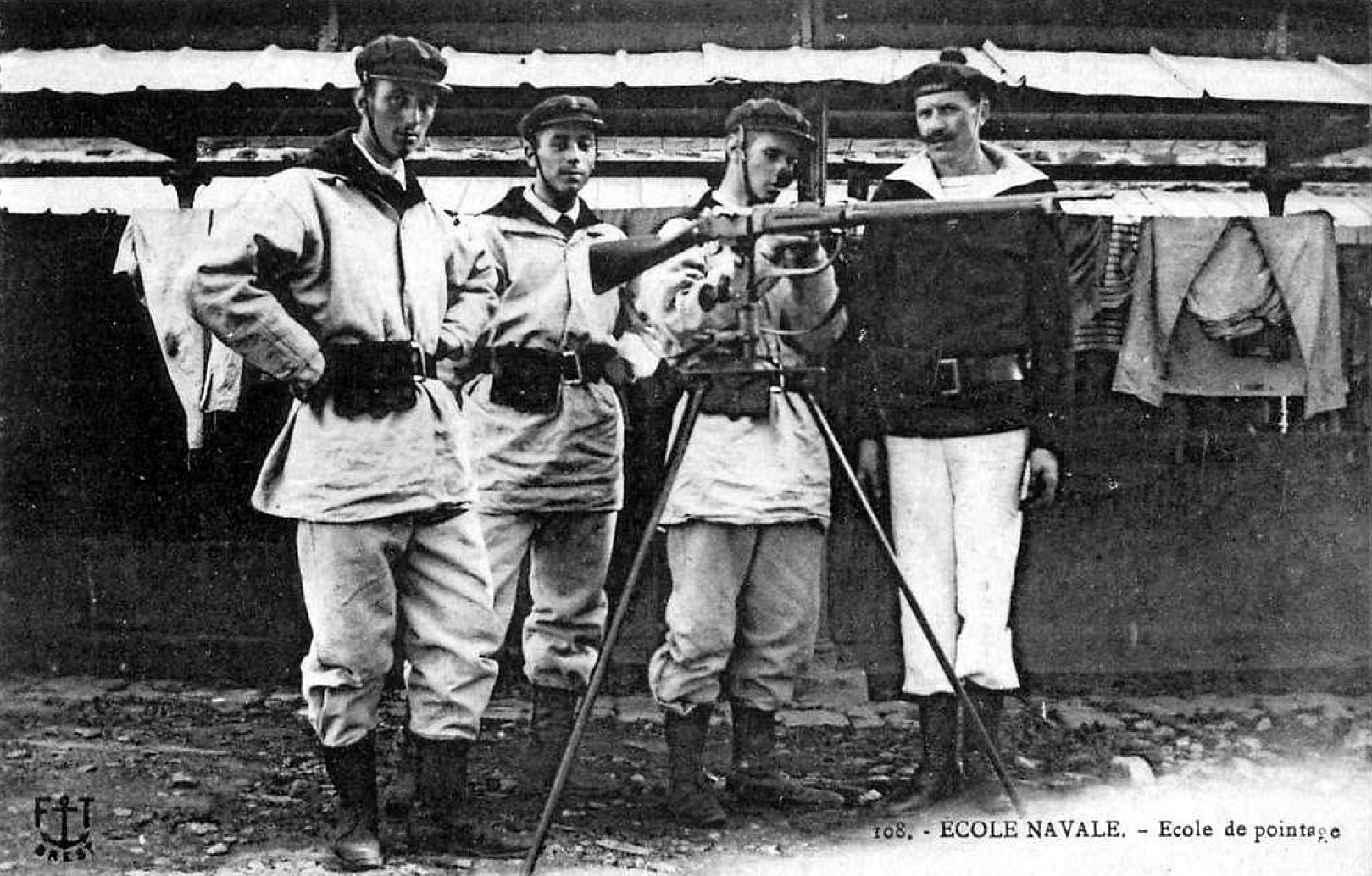1904-1914 Exercice militaire 2.jpg