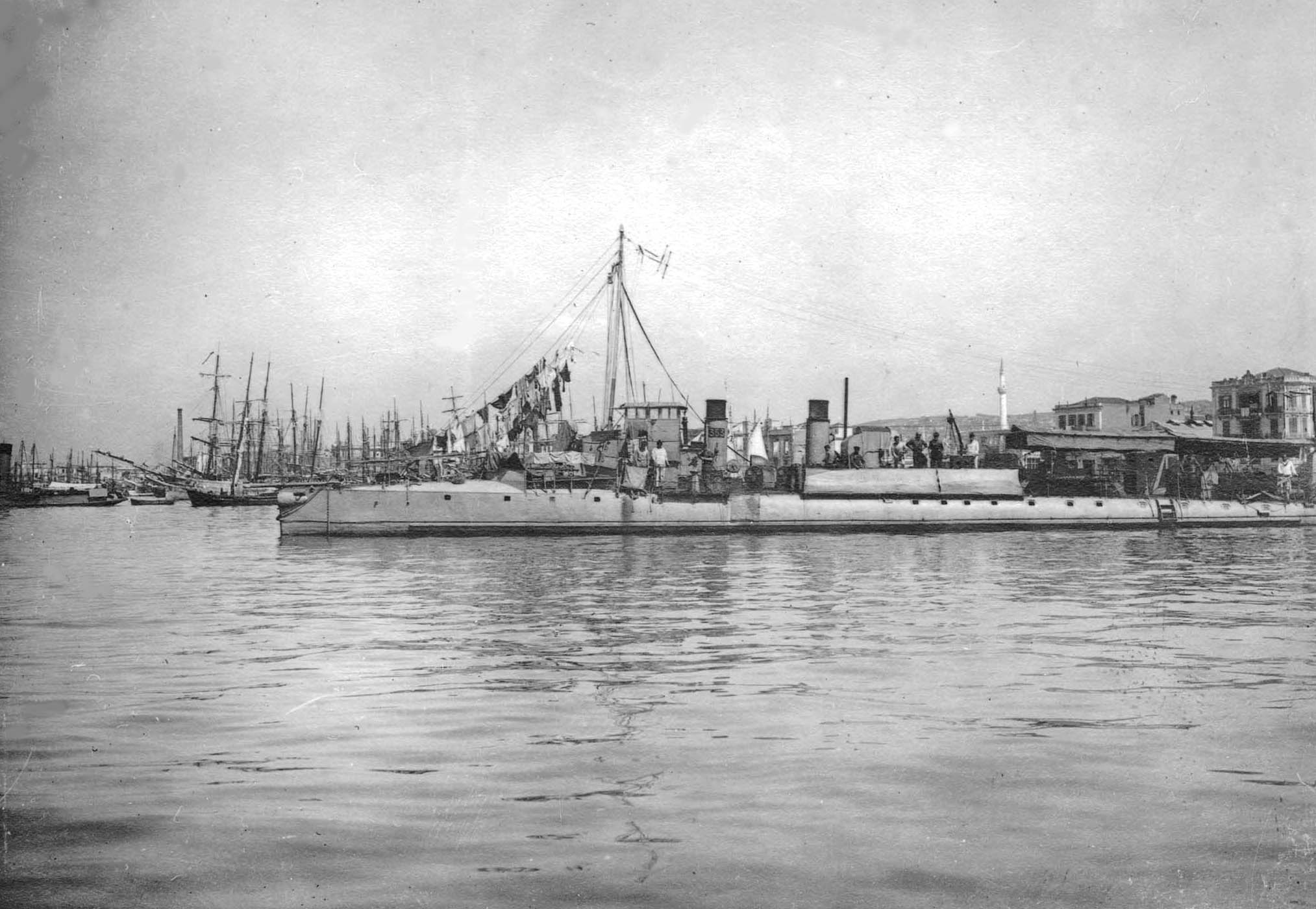 TORPILLEUR 353 – II – .jpg